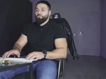 Chaturbate Live Porn of glennmasters