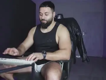 Chaturbate Watch Live Sex Cams of glennmasters