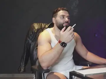 Chaturbate Live Sex Cam of glennmasters