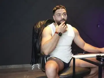 Chaturbate Best live sex cam show of glennmasters