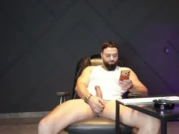 Chaturbate Adult Video Chat of glennmasters