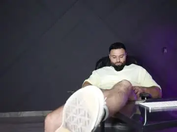 Chaturbate Best live sex cam show of glennmasters