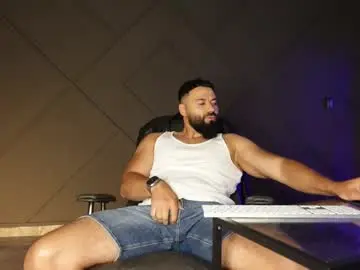 Chaturbate Live Sex of glennmasters