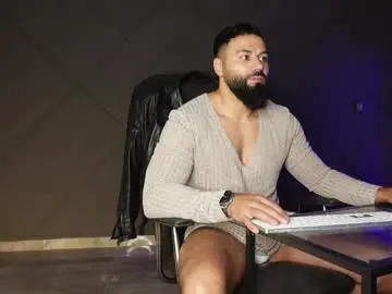 Chaturbate Nude Webcam of glennmasters