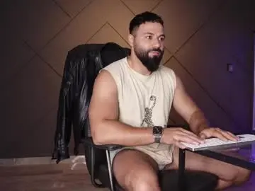 Chaturbate Best live sex cam show of glennmasters