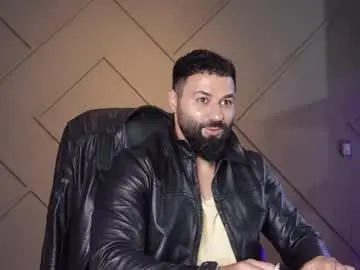 Chaturbate Free Live Porn of glennmasters