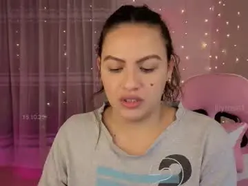 Chaturbate Live Sex Cam of lilyrose1_