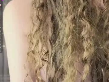 Chaturbate Best live sex cam show of lilyrose1_