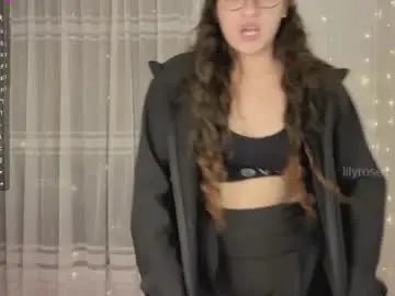 Chaturbate Best live sex cam show of lilyrose1_