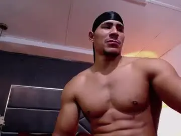 Chaturbate Free Porn Cam of adam_fit19cm
