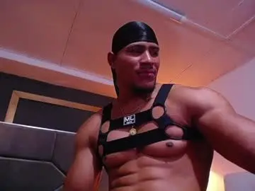 Chaturbate Live Porn of adam_fit19cm