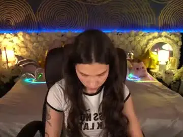 Chaturbate Free Porn Cam of babyflowerr