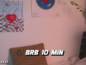 Chaturbate Best live sex cam show of euphoria_girls