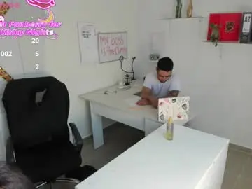 Chaturbate Watch Live Sex Cams of happerquinn_mrhale