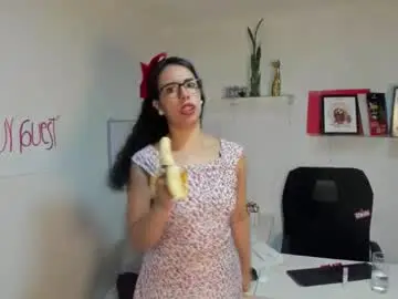 Chaturbate Live Porn of happerquinn_mrhale