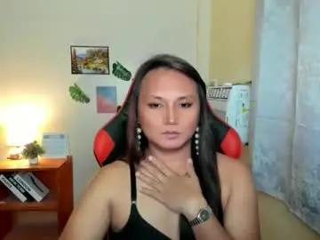 Chaturbate Live Sex Cam of hellashaven