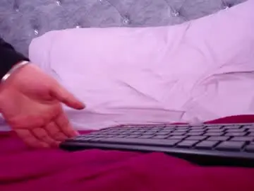 Chaturbate Nude Webcam of _pariiss