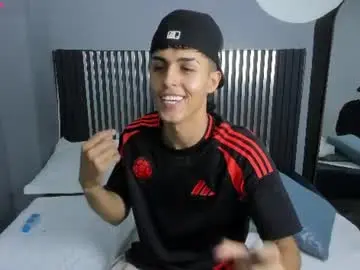 Chaturbate Free Porn Cam of axel_mendoza_