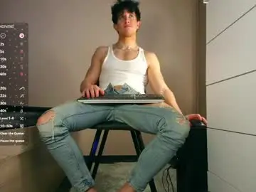 Chaturbate Free Live Porn of christianlevine_