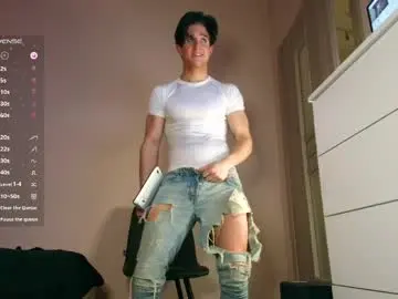 Chaturbate Live Sex Cam of christianlevine_