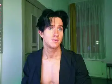 Chaturbate Sex Cam of christianlevine_