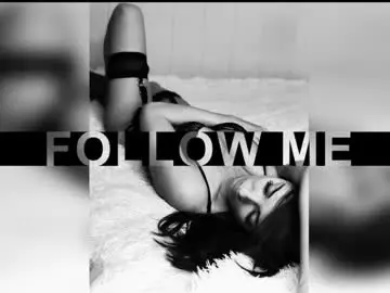 Chaturbate Best live sex cam show of moorekatty