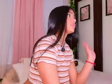 Chaturbate Free Porn Cam of zafiiro_bluee2