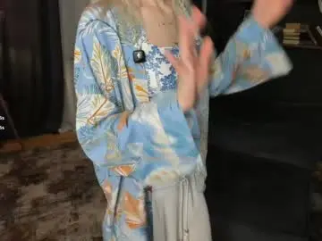 Chaturbate Free Porn Cam of _shiningstar