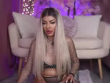 Chaturbate Live Sex Cam of bella_blonda