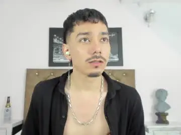 Chaturbate Free Live Porn of finn_jackson