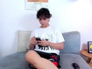 Chaturbate Free Live Porn of honeymoon_sariel