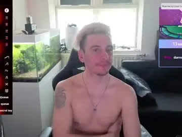 Chaturbate Sex Chat of rayzel31