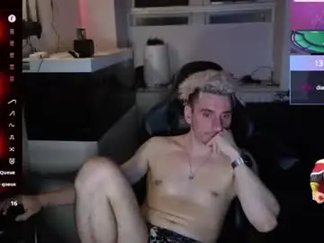 Chaturbate Live Sex Cam of rayzel31