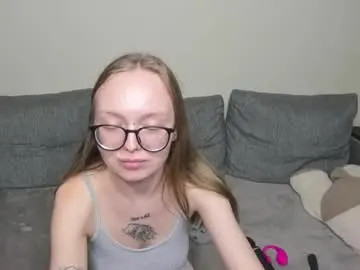 Chaturbate Sex Cam of shy_suchka