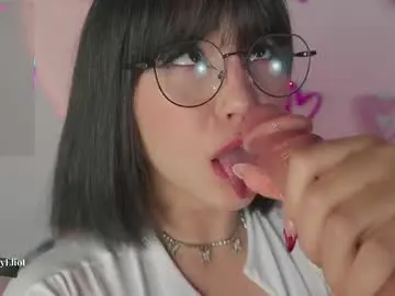 Chaturbate Watch Live Sex Cams of tamyeliot