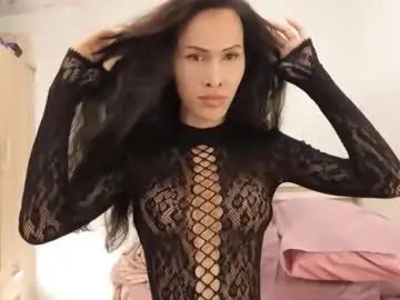 Chaturbate Nude Webcam of bee_thai