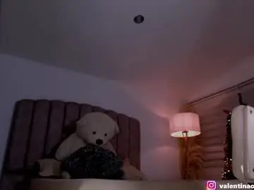 Chaturbate Best live sex cam show of emily_____