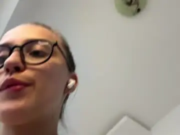 Chaturbate Live Porn of evarenard_