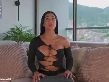 Chaturbate Free Live Porn of leyla_steel