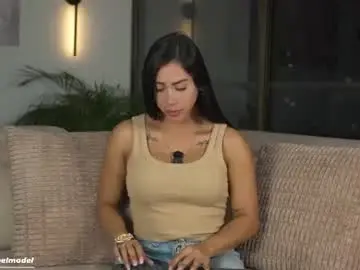 Chaturbate Sex Cam of leyla_steel