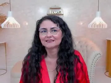 Chaturbate Live Sex Cam of miamaturee