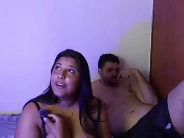 Chaturbate Live Sex Cam of bellyjell