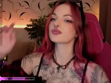 Chaturbate Live Sex Cam of bratziedarsie