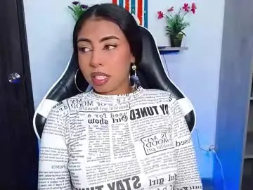 Chaturbate Live Sex Cam of danna_schmidt23