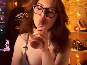 Chaturbate Watch Live Sex Cams of edithafarro