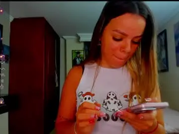 Chaturbate Live Sex Cam of missvalery1