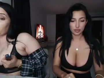 Chaturbate Live Sex Cam of gabrielaaxxx