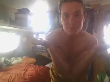 Chaturbate Live Sex Cam of hoodoou