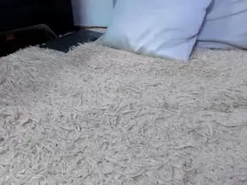 Chaturbate Live Sex Cam of taysonysasha