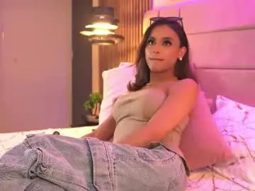 Chaturbate Free Porn Cam of chloe_cherry21